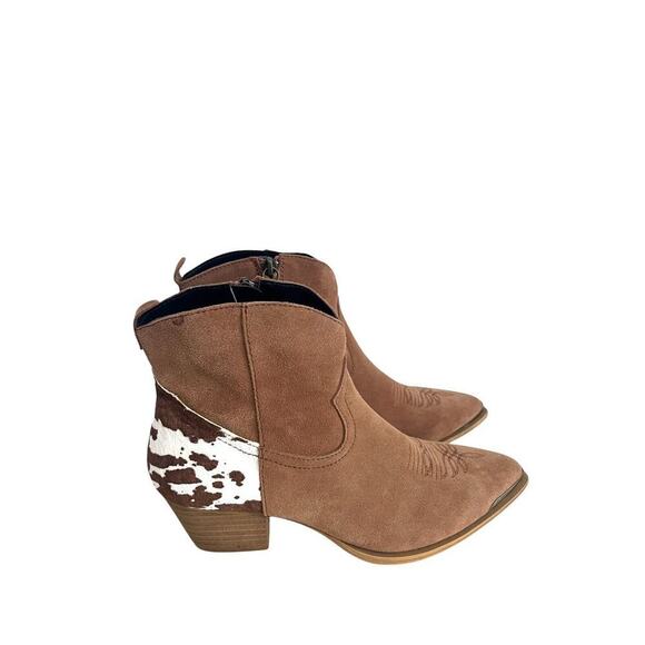 Dingo Women's Western Booties Buck The Rules Snip Toe Tan Size 8 Suede - Picture 9 of 13